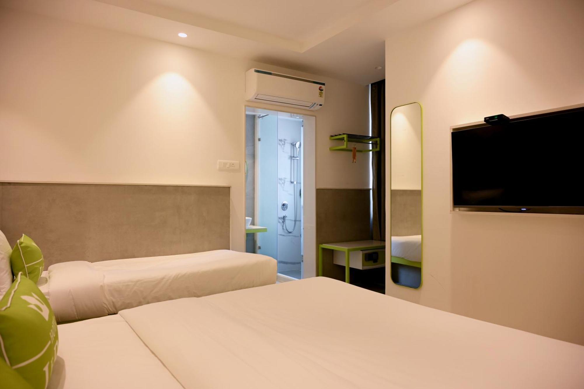 Hotel Le Roi Express Karol Bagh Delhi  Eksteriør bilde