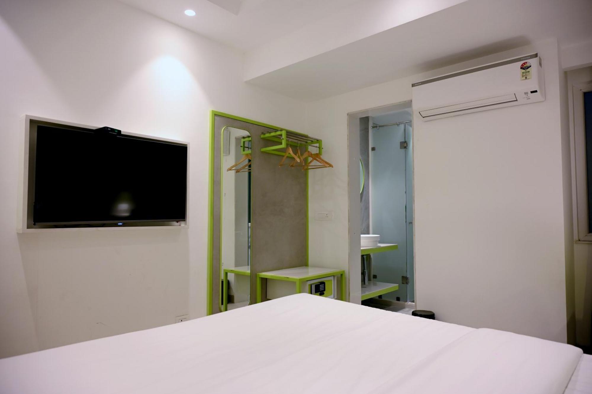 Hotel Le Roi Express Karol Bagh Delhi  Eksteriør bilde